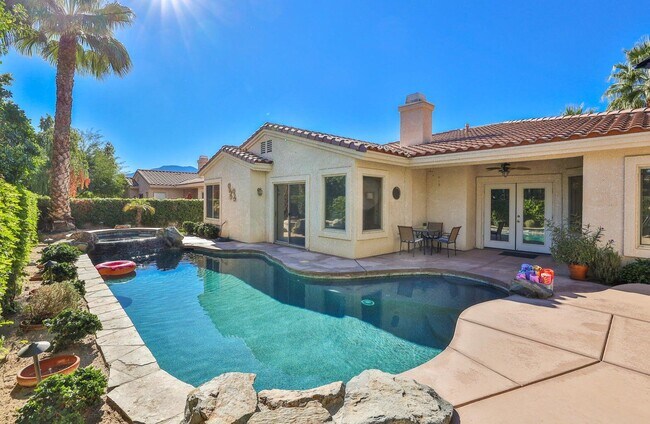 Building Photo - 44700 Calle Placido