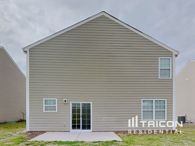 Building Photo - 228 Elmhaven Dr