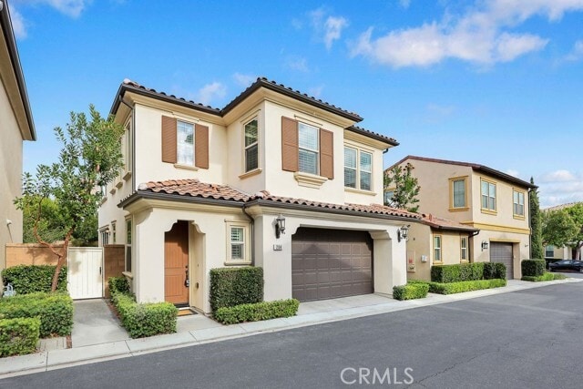 Building Photo - 204 Desert Bloom