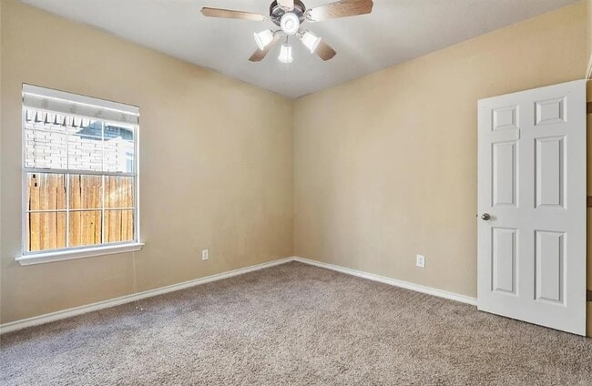 Building Photo - 120 Emory Fields Dr