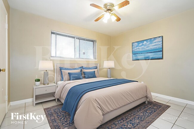 Building Photo - 215 Oriole Blvd