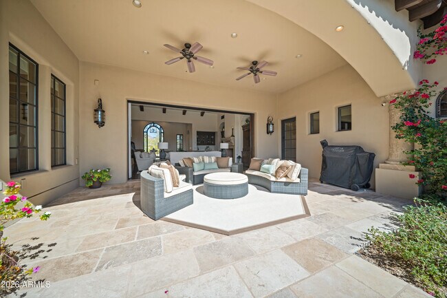 Building Photo - 9290 E Thompson Peak Pkwy