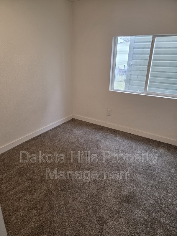 Building Photo - 107 Gumbo Dr