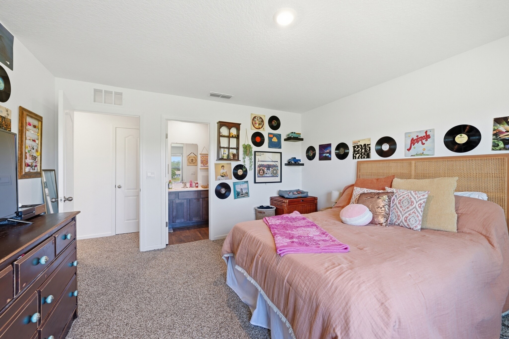 Building Photo - 9317 Kiskadee Ct