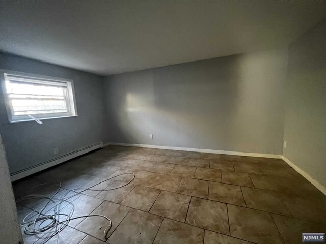 Building Photo - 60 Main St