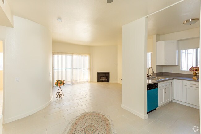 Primary Photo - Pinewood Apartments