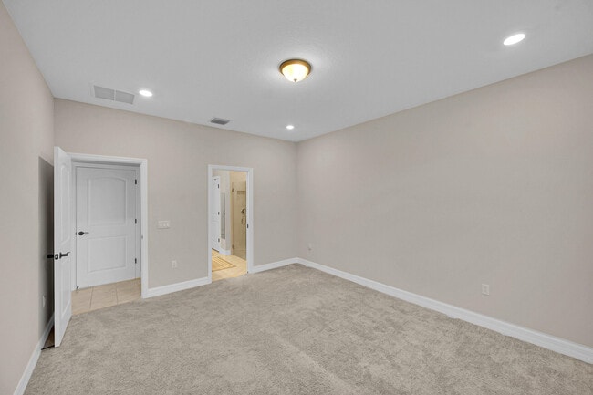 Building Photo - 4995 Cavelletti Rd