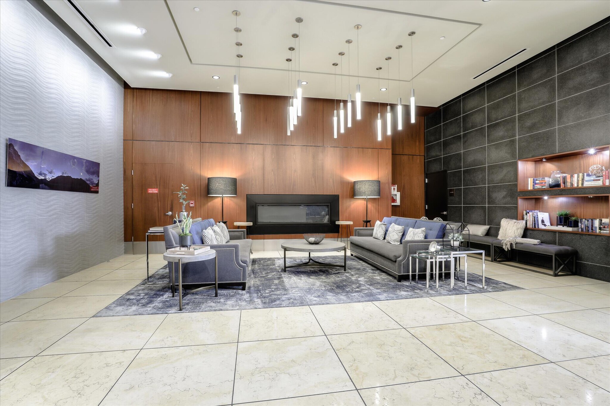 Lobby - 88 E San Fernando St