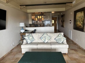 Building Photo - 935 Beach View Drive-SI ID1267843P