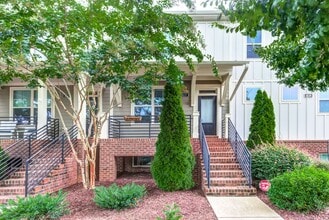 Building Photo - Townhome minutes from Lenovo Center: Available September 10th