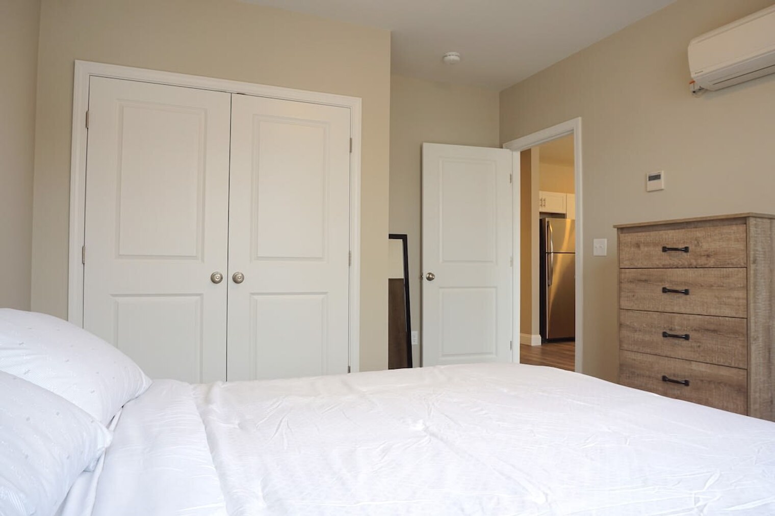 Building Photo - 140 Pearl St