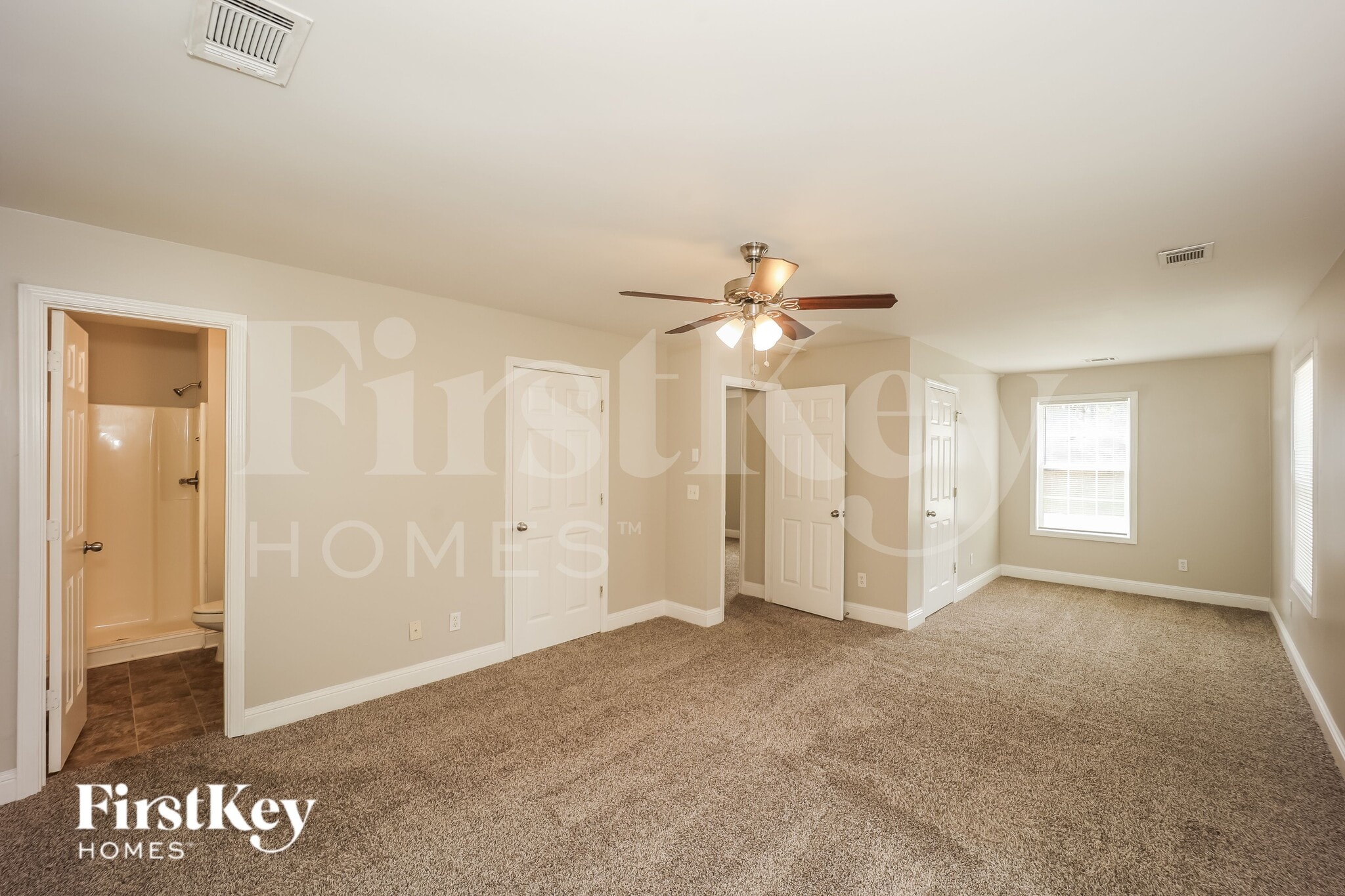 Building Photo - 73 Pine Shadows Ct