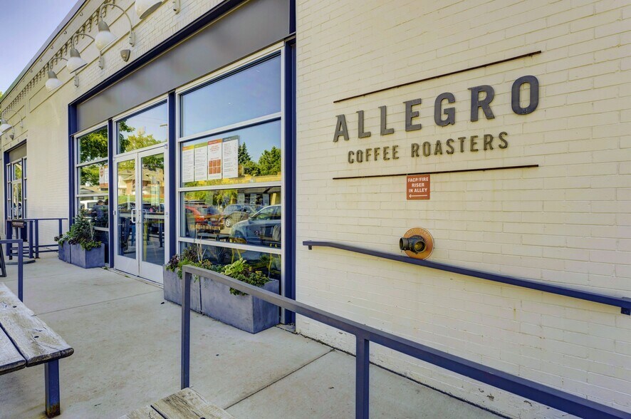 Building Photo - 4431 Tennyson St