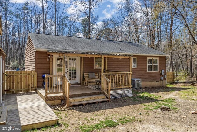 Building Photo - 13410 Wilderness Park Dr