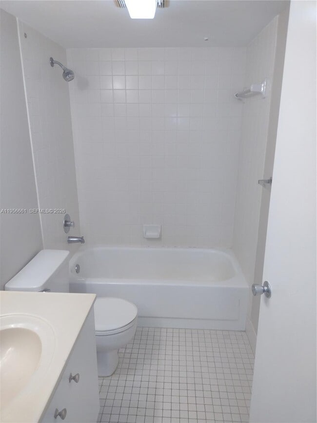 Building Photo - 1200 SW 130th Ave