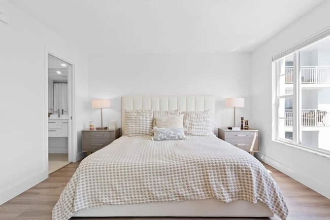 Building Photo - 3114 S Ocean Blvd