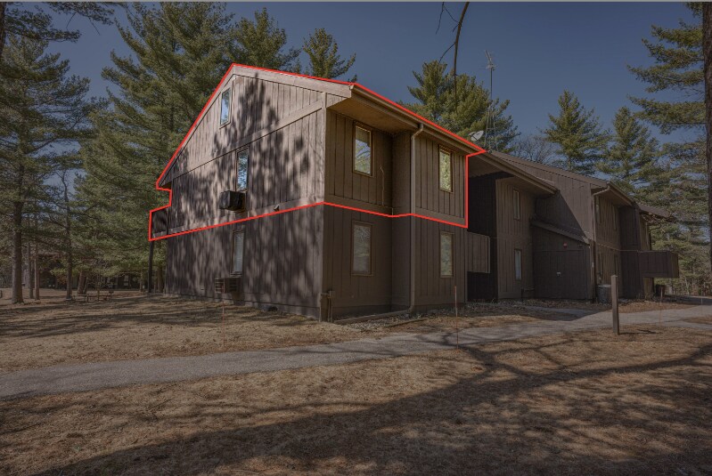 Building Photo - 2 Spruce Trail