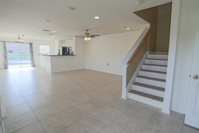 Building Photo - 104 Crete Ct