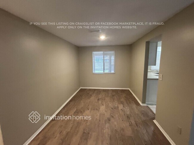 Building Photo - 703 Redondo Dr