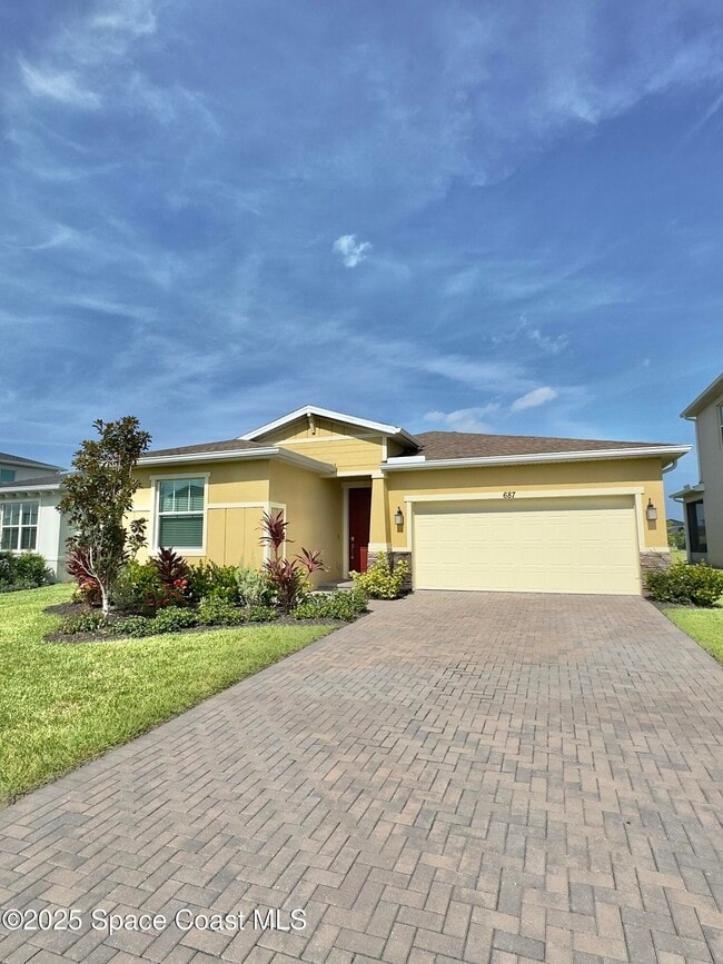 Primary Photo - 687 Veridian Cir NW