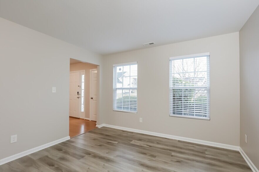 Building Photo - 4716 Alenja Ln