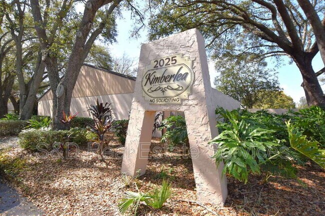 Building Photo - 2025 Sylvester Rd