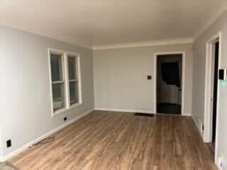 Building Photo - Bright and Functional 2-Bedroom Rental in Flint