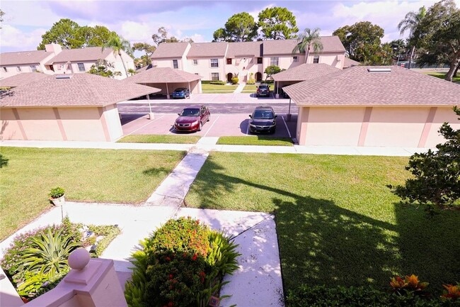 Building Photo - 2450 Heron Terrace