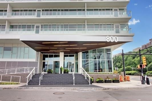 Building Photo - 800 Ave at Port Imperial