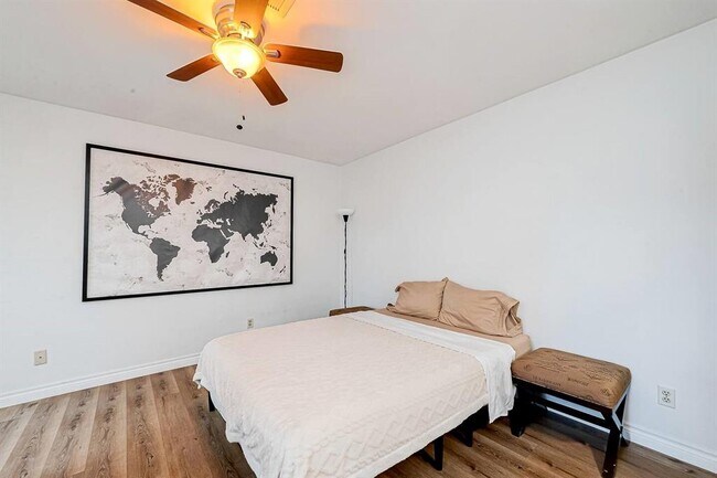 Building Photo - 9654 Meadowland Dr