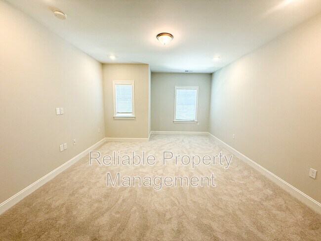 Building Photo - 536 Tanner Lk Ln