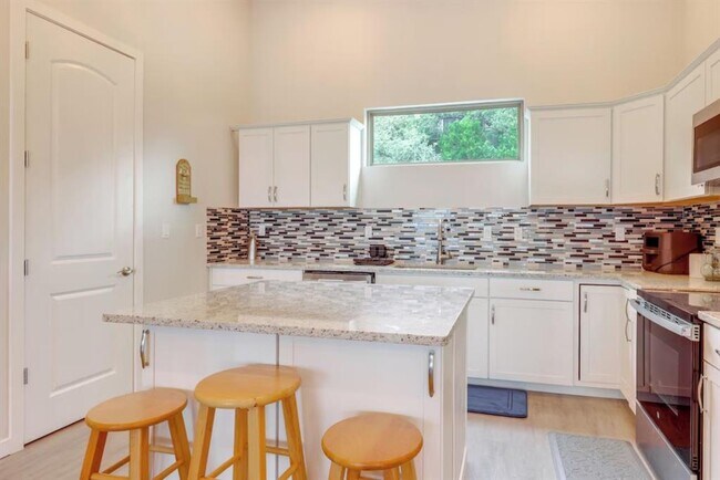 Building Photo - 20629 Adobe Trail