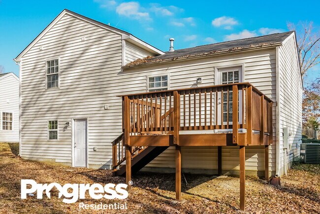Building Photo - 3220 Mango Dr