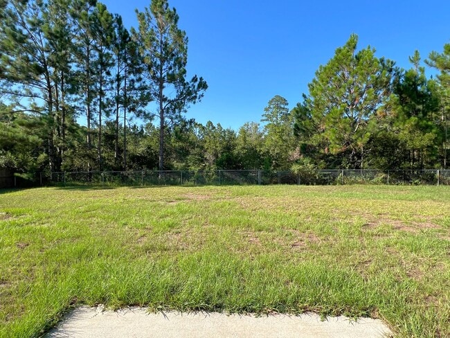 Building Photo - Spacious 4-Bedroom Home with Loft & Flex r...