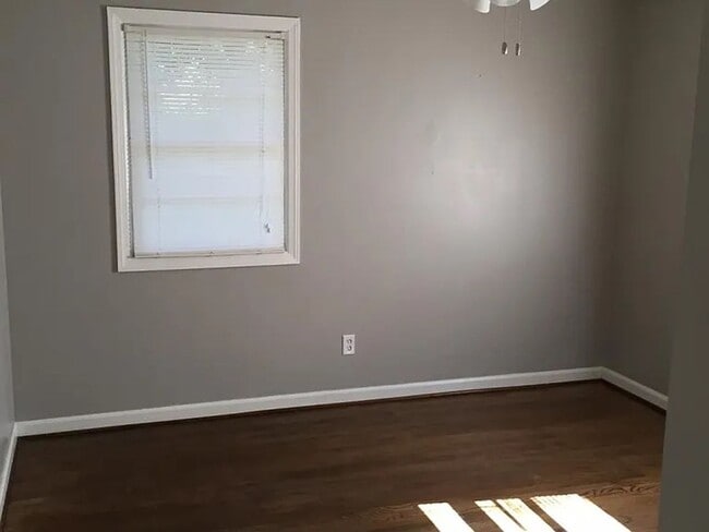 Building Photo - 4 Bedroom 2 Bath House in Northbridge Terrace - West Ashley