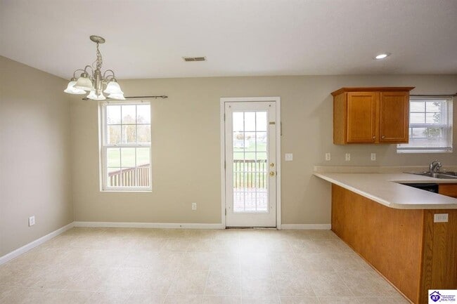 Building Photo - 122 W Donna Reed Blvd