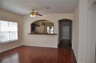 Building Photo - Charming 3 Bedroom in Heart of Hutto.