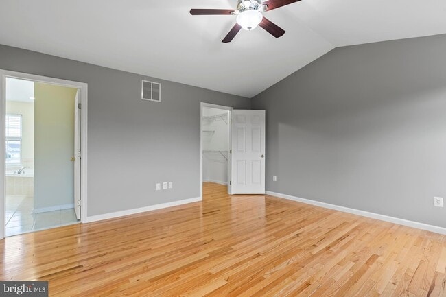 Building Photo - 9343 Morning Walk Dr