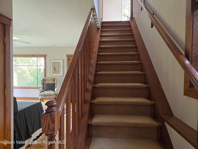 Building Photo - 84 Highland Rd