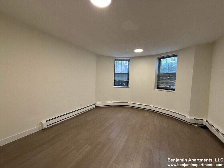 Building Photo - 552 Massachusetts Ave