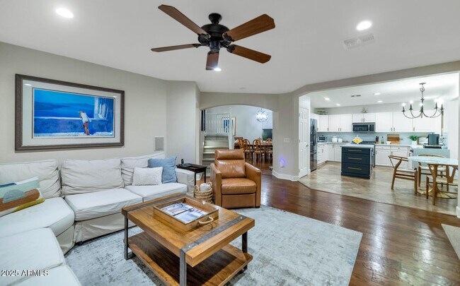 Building Photo - 9617 E Friess Dr