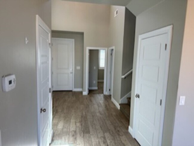 Building Photo - 4 Bedroom Condo With a Community Pool and ...