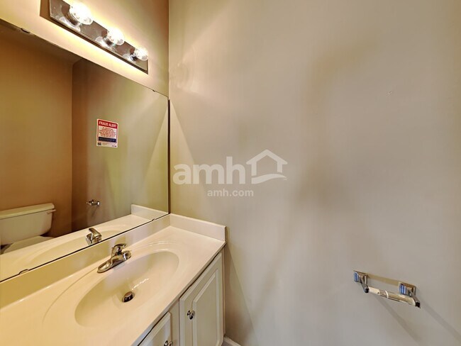 Building Photo - 835 Brookhannah Ct