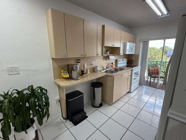 Building Photo - 3514 W 76th St