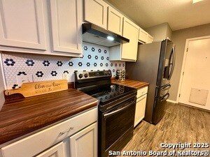 Building Photo - 6914 Sandy Point Dr