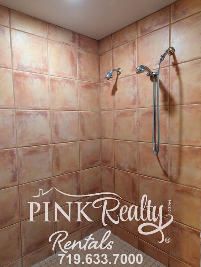 Building Photo - 19935 Hamal Dr