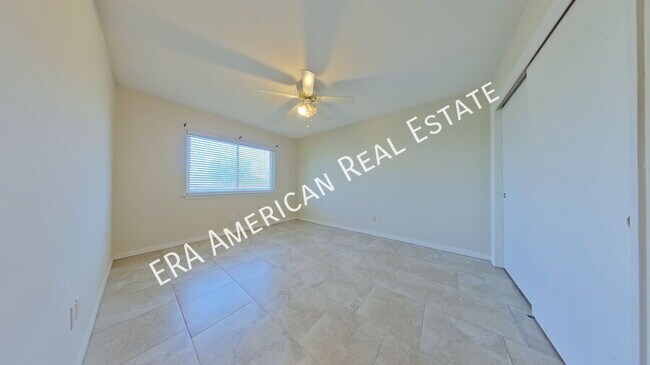 Building Photo - 726 Eglin Pkwy NE