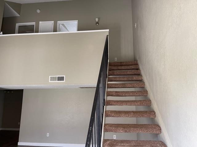 Building Photo - 5001 Belle Terrace #14