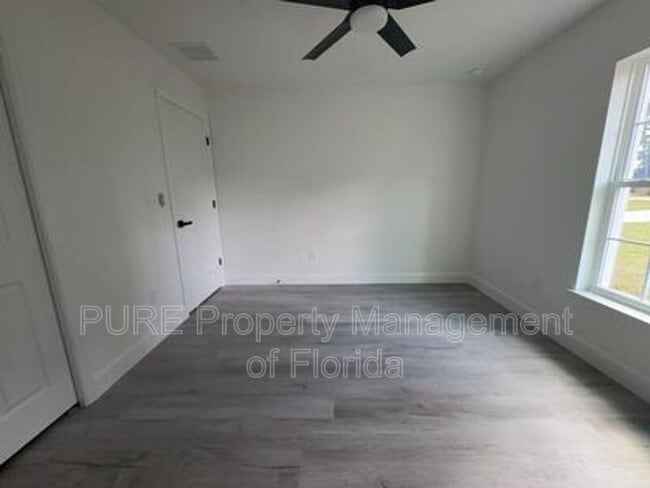 Building Photo - 5787 NW 62nd Ave