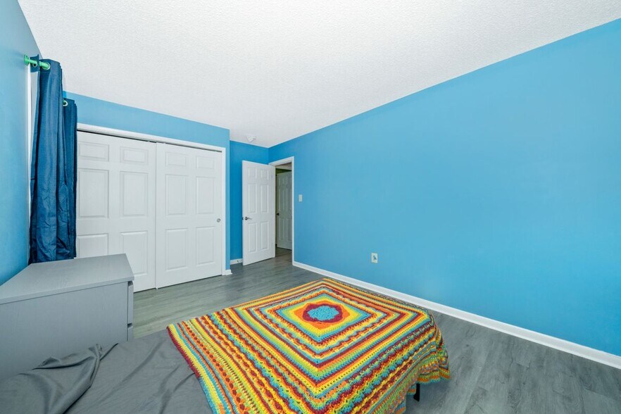 Building Photo - 3105 Glissade Ct